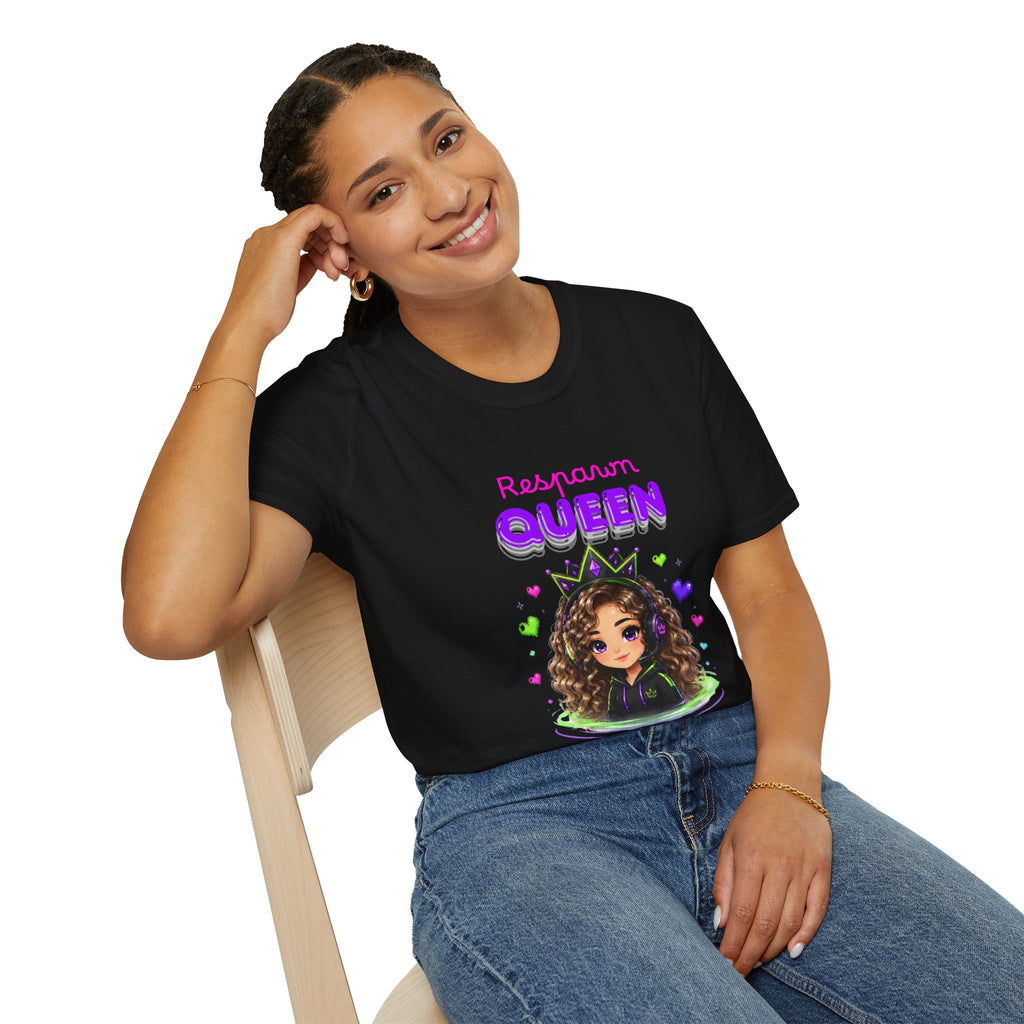 Chibi Queen Poppy Cozy Tee