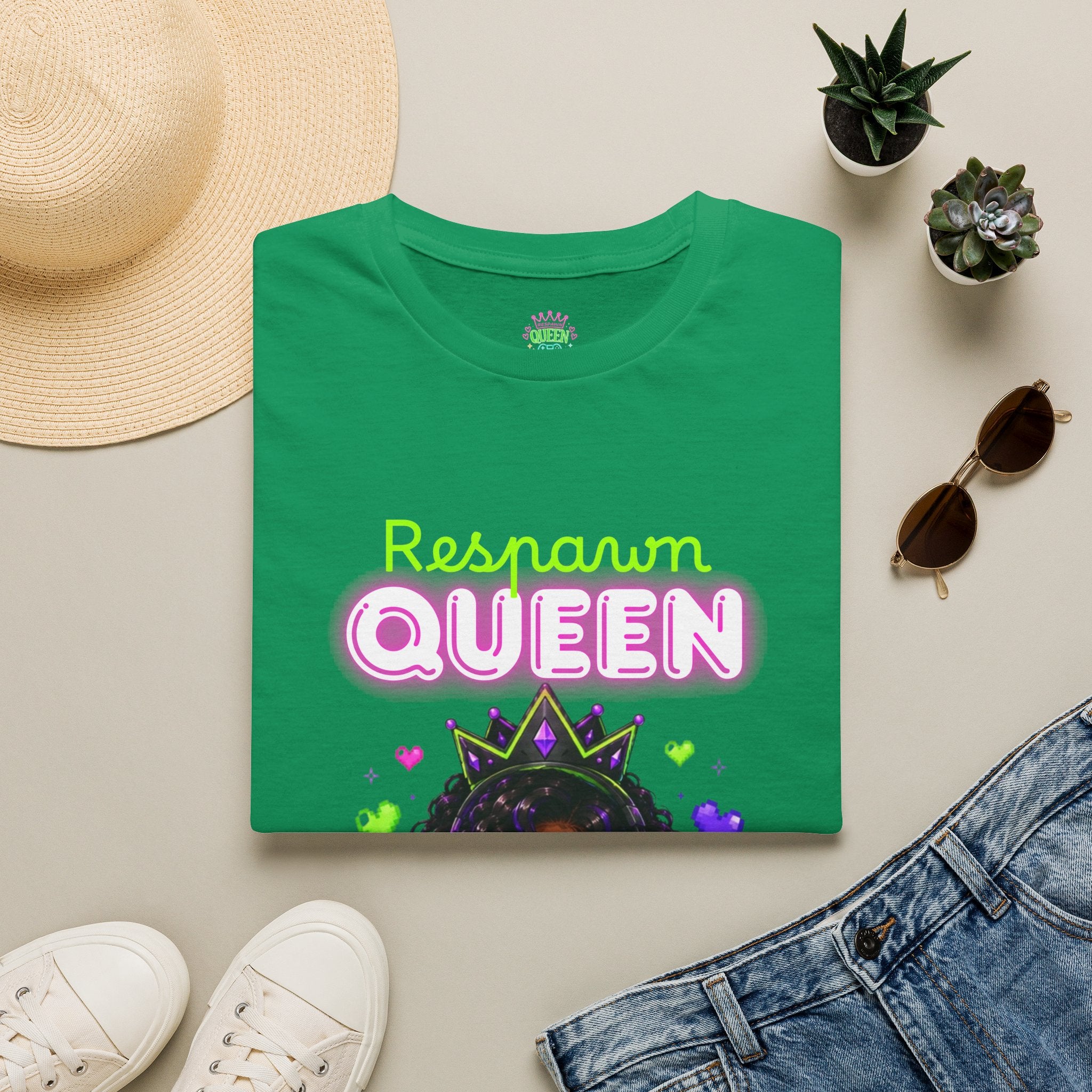 Chibi Queen Raven Tee