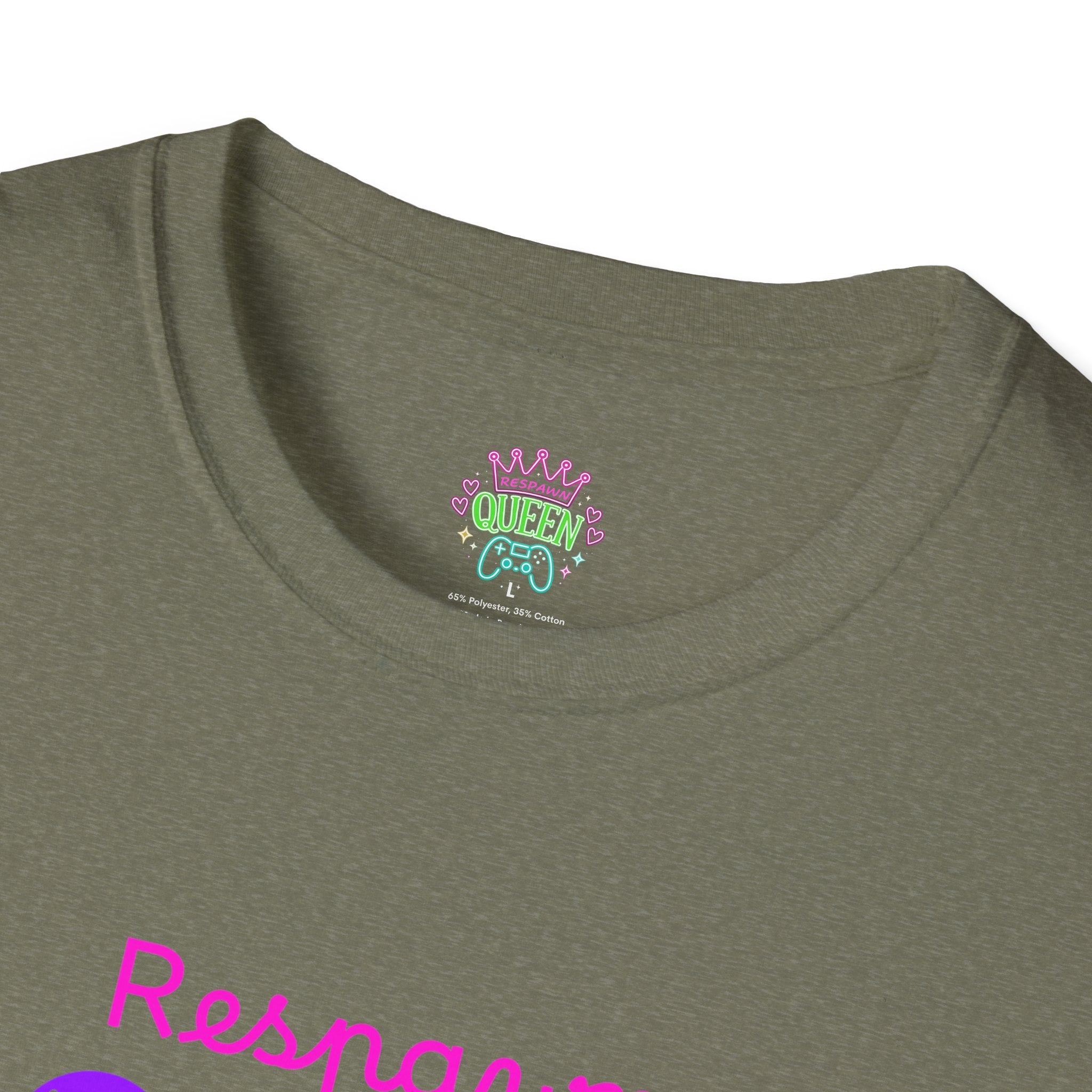 Chibi Queen Poppy Cozy Tee